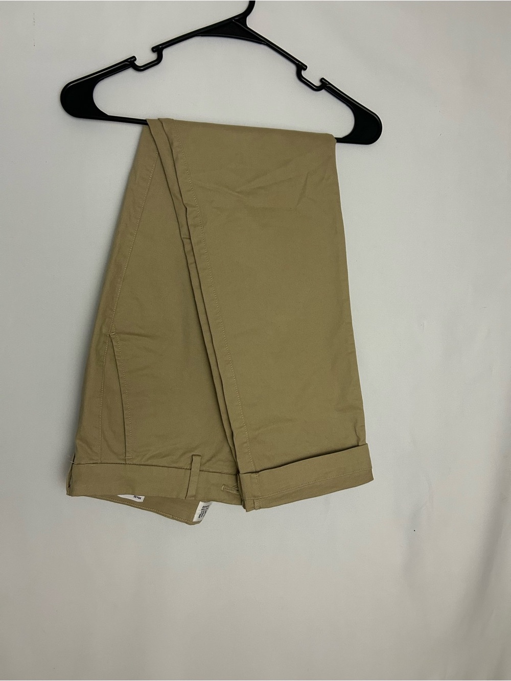 GAP Slim Fit Men's Chinos in Khaki Tan